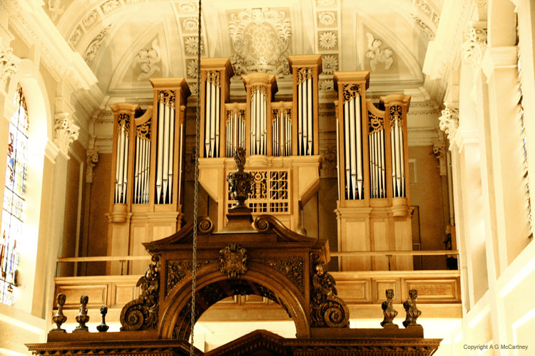 OxfordQueensCollege (1)