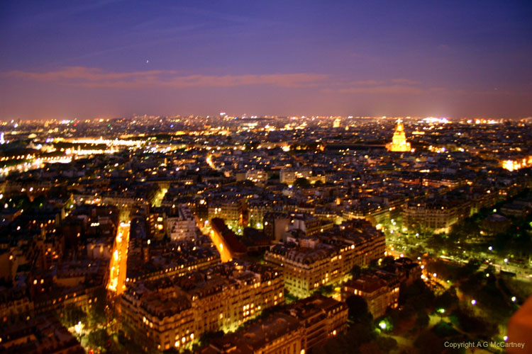 ParisEiffelTower2006Apr_009