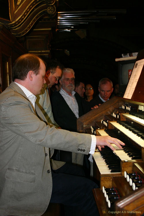 ParisLaMadeline2006Apr_019