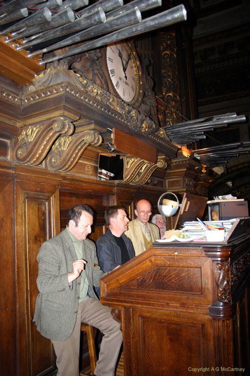 ParisLaMadeline2006Apr_024