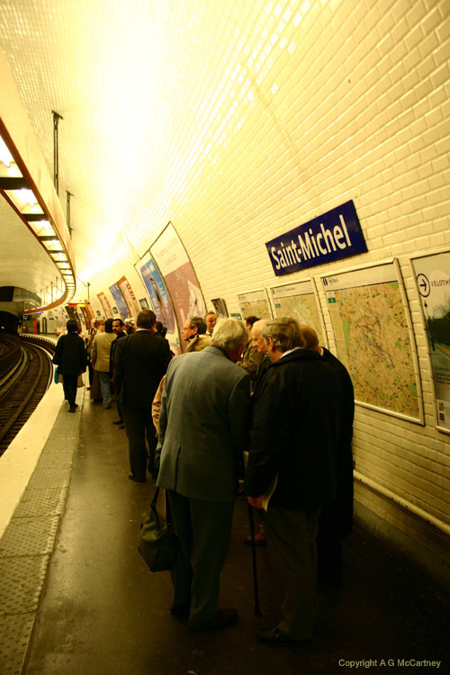 ParisMetro2006Apr_001