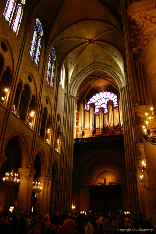 ParisNotreDame2006Apr_011