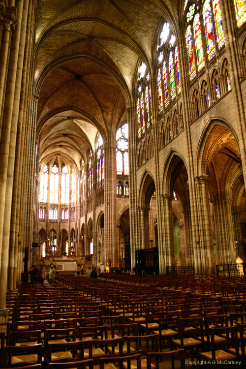 ParisStDenis2006May_008