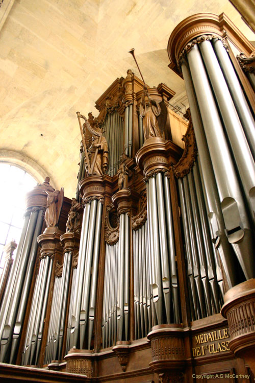 ParisStElizabethduTemple2006May_030