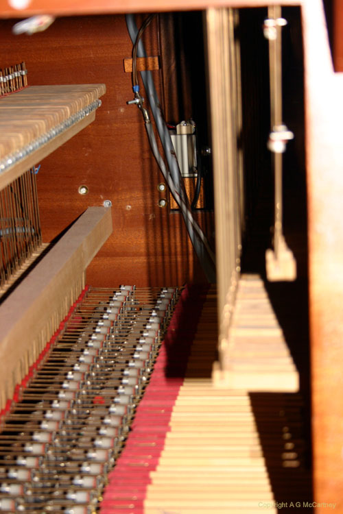 ParisStEustache2006Apr_036