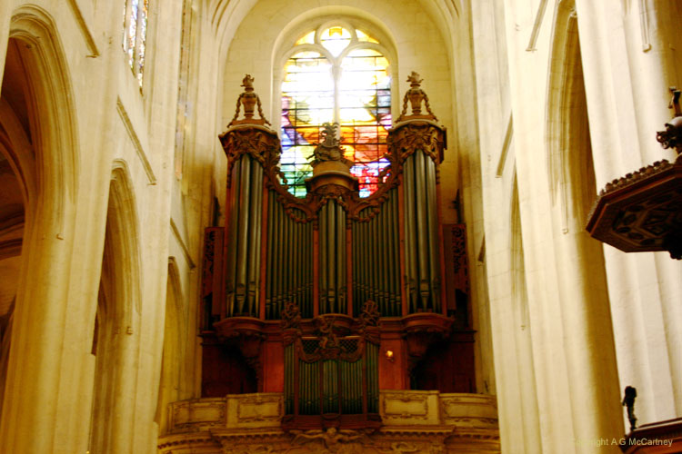 ParisStGervais2006Apr_007