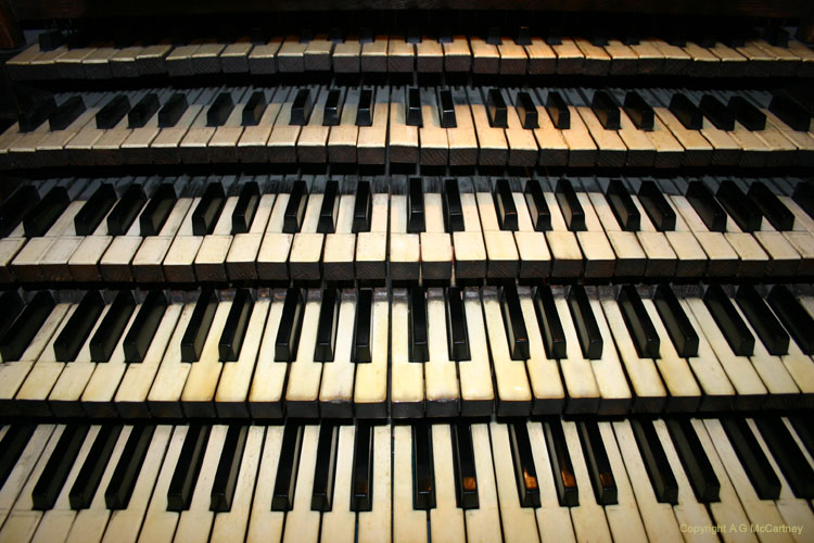 ParisStGervais2006Apr_017