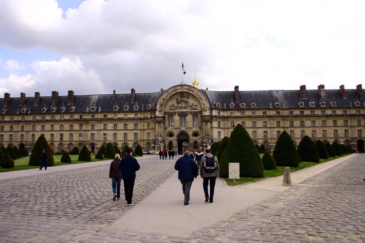 ParisStLouisdeInvalides2006Apr_001